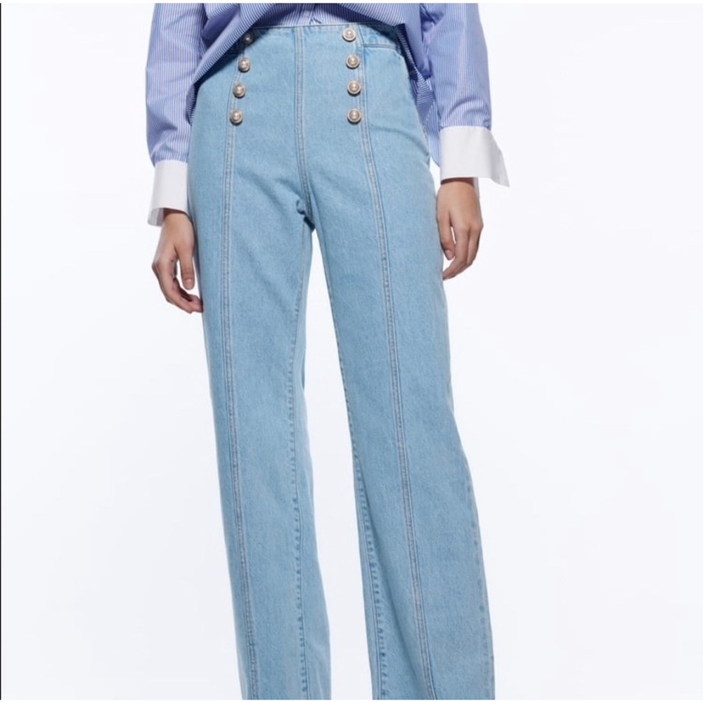 Zara Light Blue High-Waist Wide-Leg Jeans with Gold Buttons